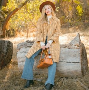 ZARA Knit:  Cream, Cropped Sweater